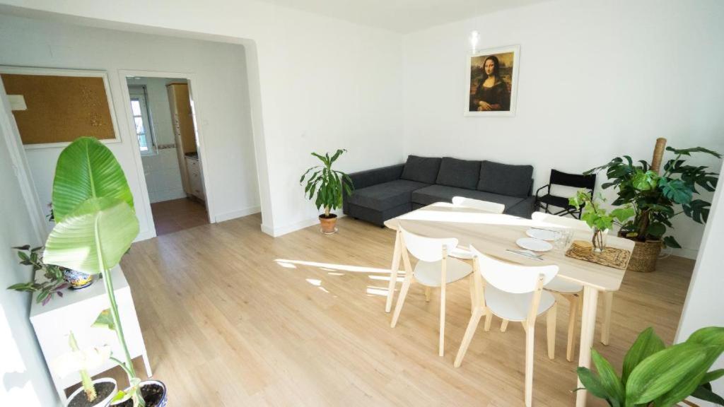 Rentalsevilla Casa Viva Triana Extérieur photo
